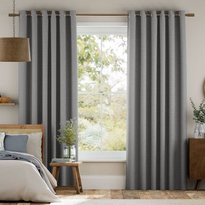 Luxury Ready Made Blackout Eyelet Thermal Curtains (Set Of 2) 