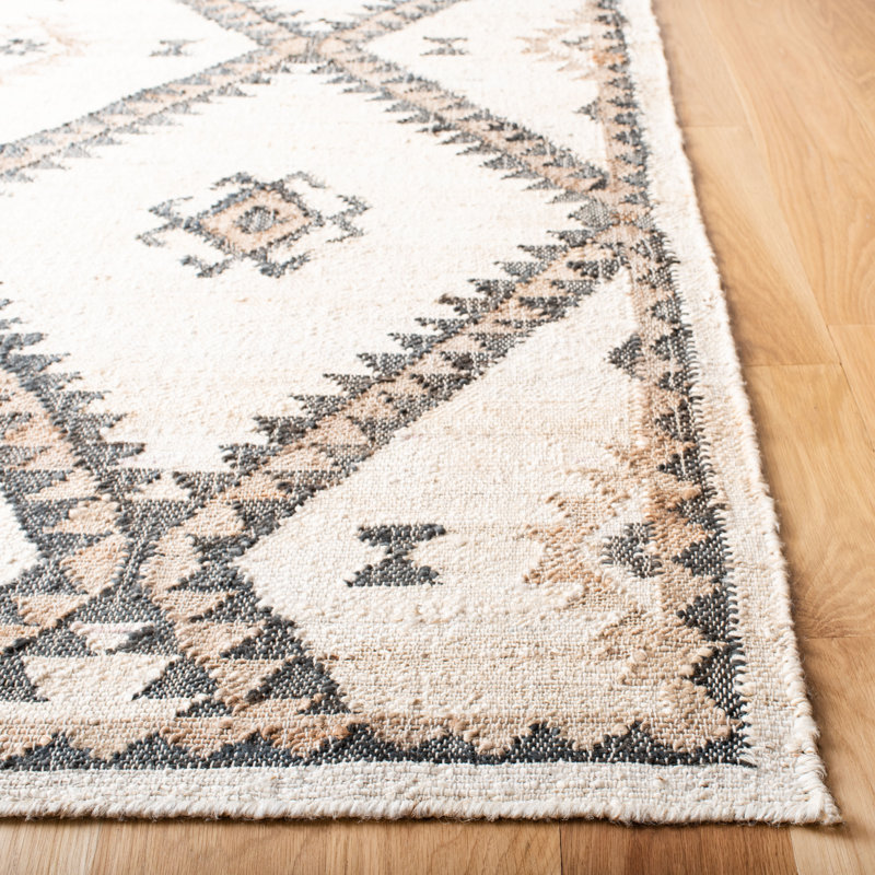 Alpharetta Southwestern Flatweave Jute Area Rug in Ivory/Black/Beige, Rectangle 5' x 8'