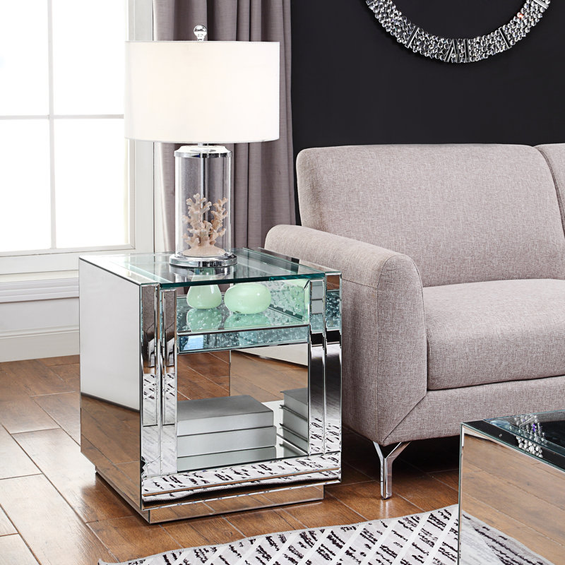 Table de bout, miroir et faux cristaux