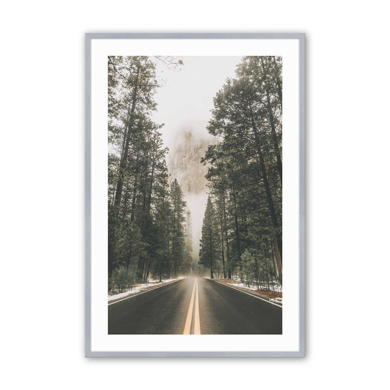 «Woodland Journey», dans un cadre,, Cadre en chrome poli, H 21,25 po x l 17,25 po x P 1,25 po