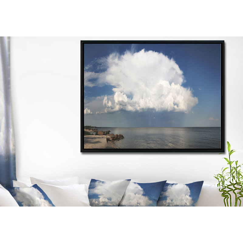 «Heavy White Cloud Above Sea», reproduction de photo sur toile tendue encadrée, H 12 po x l 20 po x P 1 po