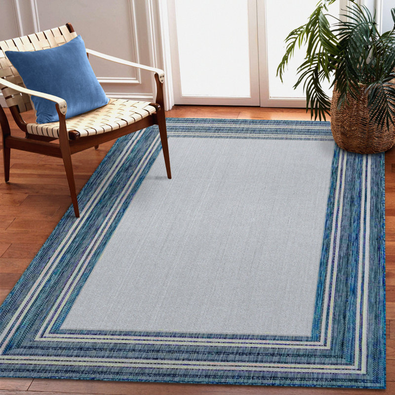Tapis intérieur / extérieur bleu Kaed, Rectangle 4 pi 10 po x 7 pi 6 po
