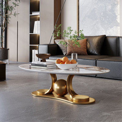 Table basse en métal doré avec piédestal en acier inoxydable et plateau en faux marbre