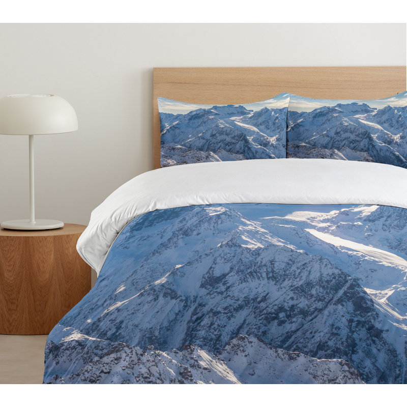 Queen Blue and White Mountain Scene Microfiber Duvet Cover Set