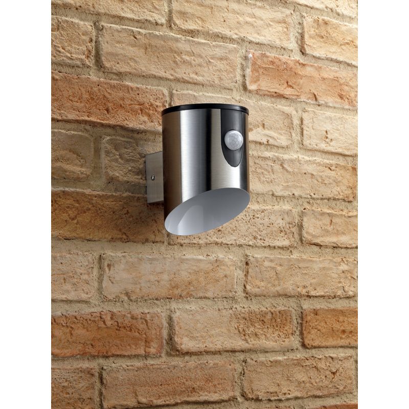 Juris 14cm H Battery Powered Integrated LED Outdoor Armed Sconce, Chrome