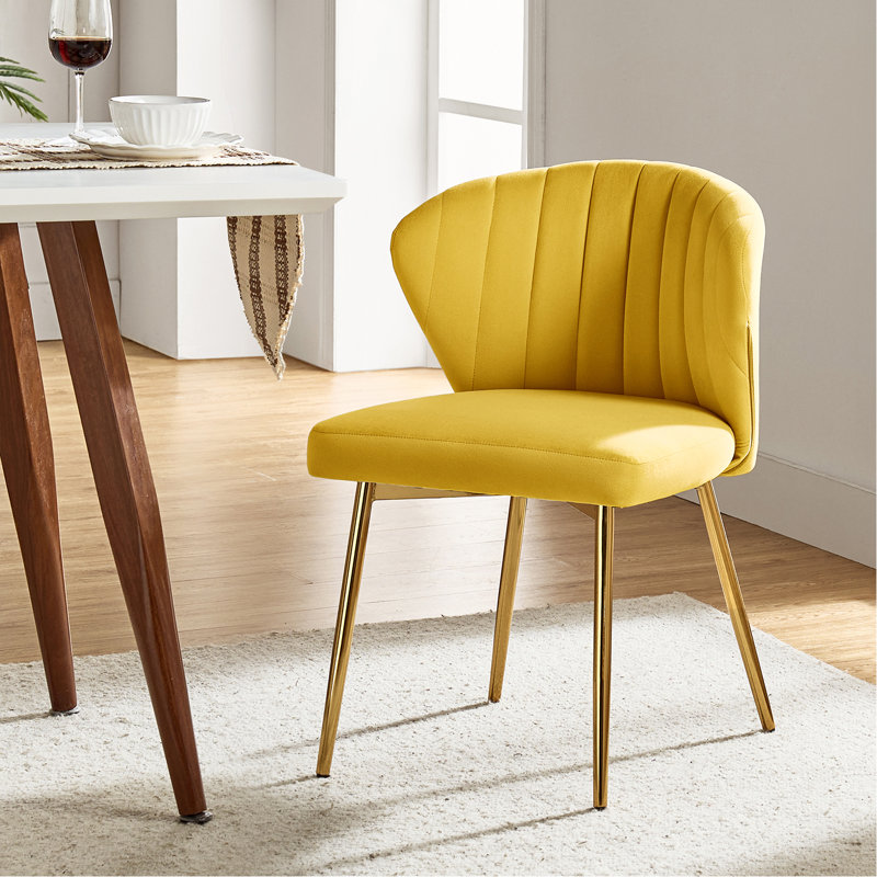 Fauteuil d'appoint moderne en velours avec dossier capitonné H 29 po Leona, Velours jaune