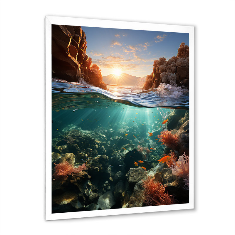 Décoration murale de récifs coralliens en Australie - Coastal Waves, H 32 po x l 16 po x P 1 po, Cadre photo blanc