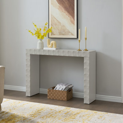 Console moderne en bois à motif géométrique, table d'entrée avec canapé texturé, table d'appoint étroite pour le couloir, le salon ou derrière le canapé