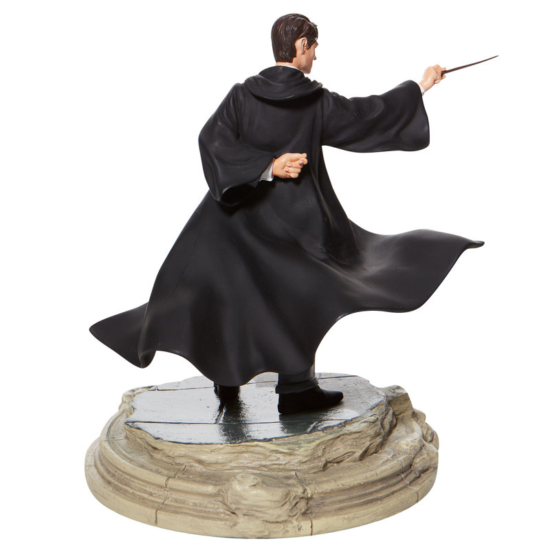 Figurines & Sculptures