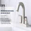 Robinet de lavabo de salle de bain-110825913