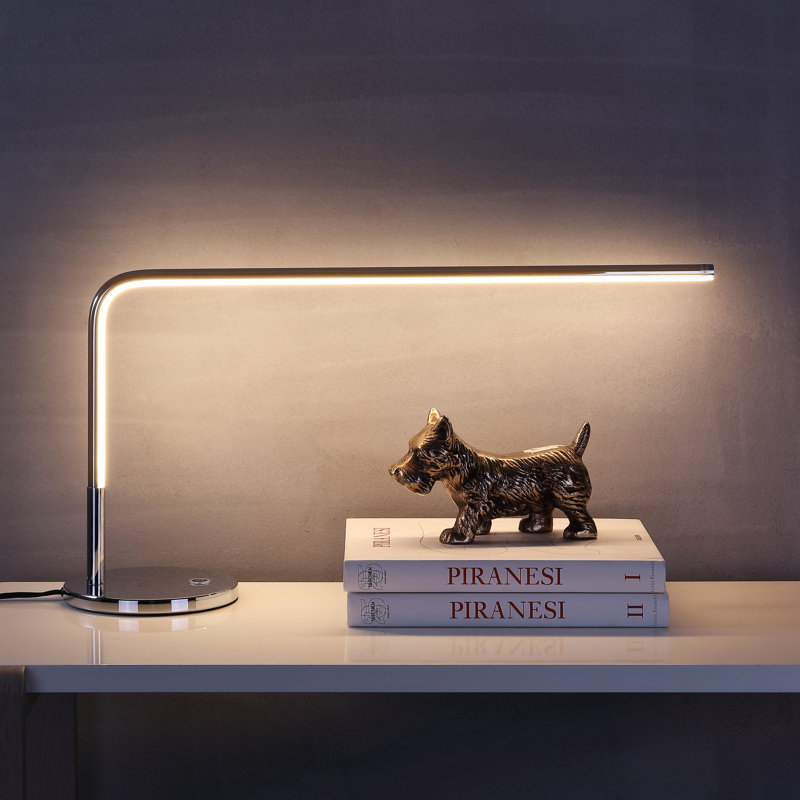 Uffington Metal Novelty Lamp