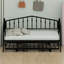 Lit de jour avec lit gigogne ajustable, double l'espace d'accueil des invités grâce à sa construction stable et durable.-1998365309