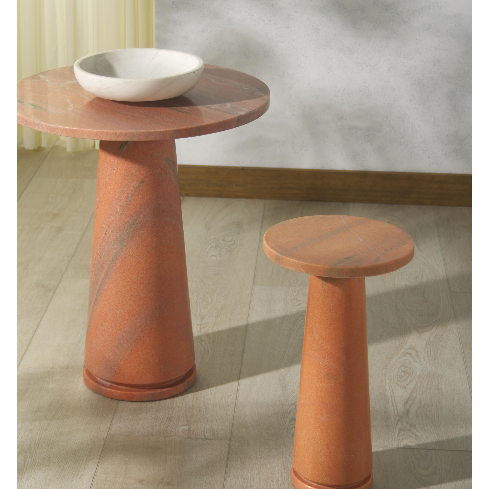 Daktari End Table, Clay