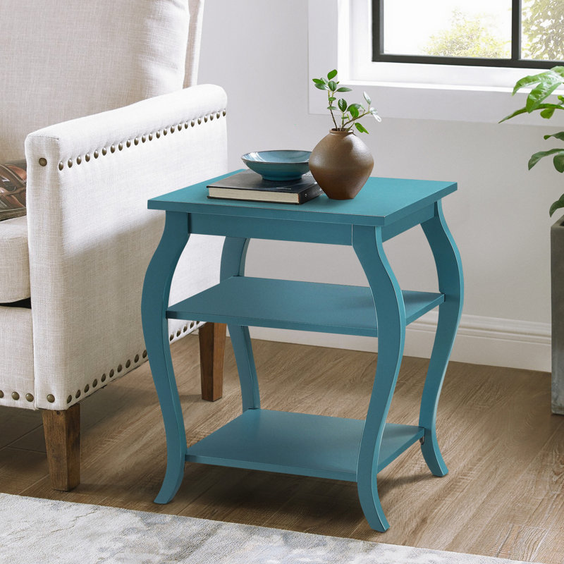 Table de bout carrée sarcelle avec deux tablettes et des pieds en bois gracieux, idéale pour de multiples usages à la maison, à 2 tablettes avec des pieds et beaucoup de rangement dans l'espace de vie principal