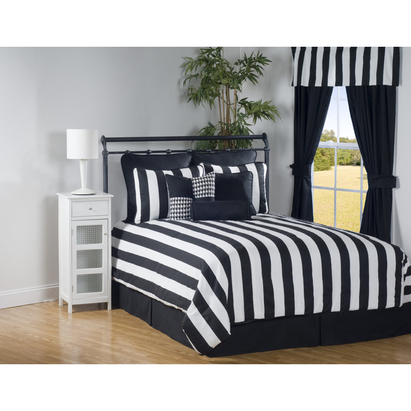 City cabana black and white cotton Stripe Comforter Set, Queen Comforter + 2 Shams + 1 Bedskirt