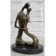 Sculpture de deux inséparables Zinia partageant un moment