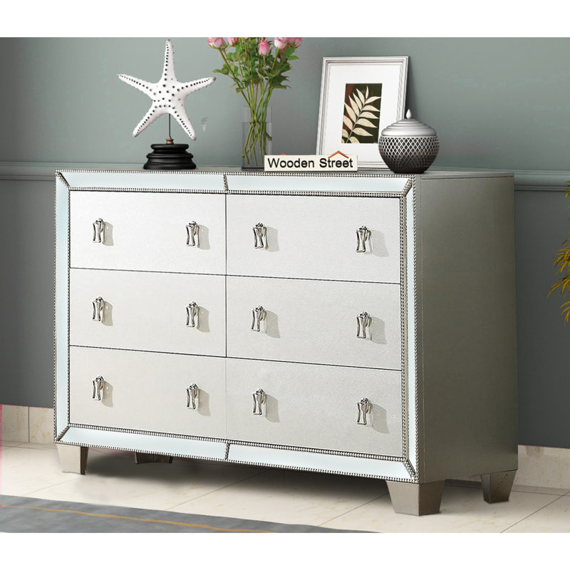 Commode 62 po en bois avec 6 tiroirs, incrustation de miroir, pieds fuselés, argent