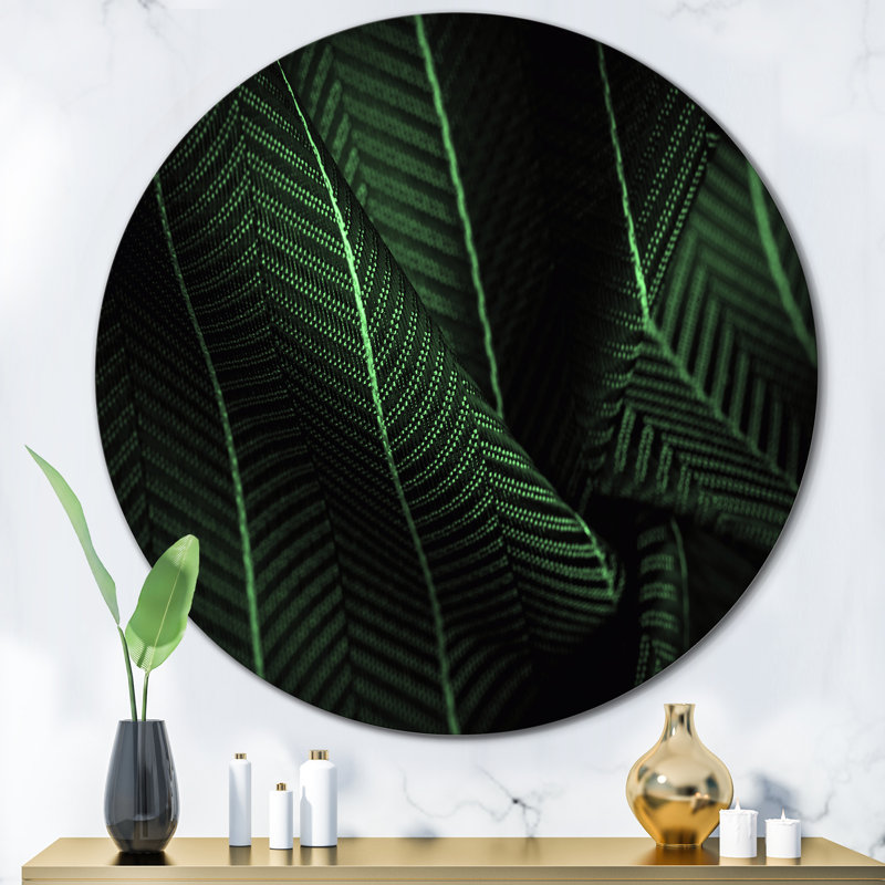 Tissu en soie vert foncé avec une fine rayure blanche - art mural traditionnel en cercle métallique