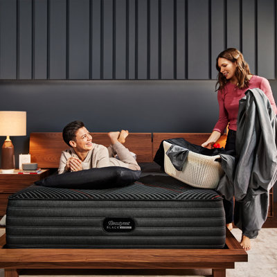 Beautyrest Black CX-Class Plush 15" Hybrid Mattress