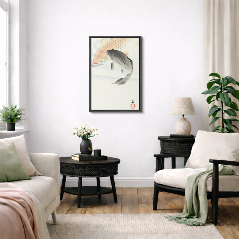 Élégante œuvre d'art minimaliste de poissons koi, H 24 po x l 16 po x P 1,5 po, Cadre flottant noir