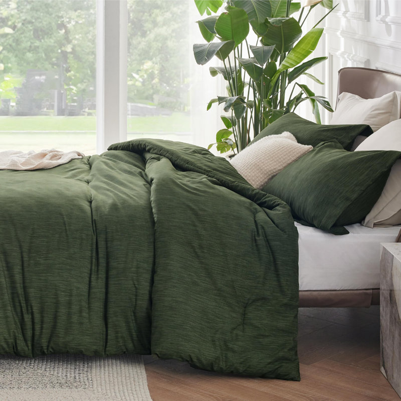 Bedsure Cationic Dyed Printed Comforter Set, Oversized King Comforter + 2 Standard Shams, Bronze Green