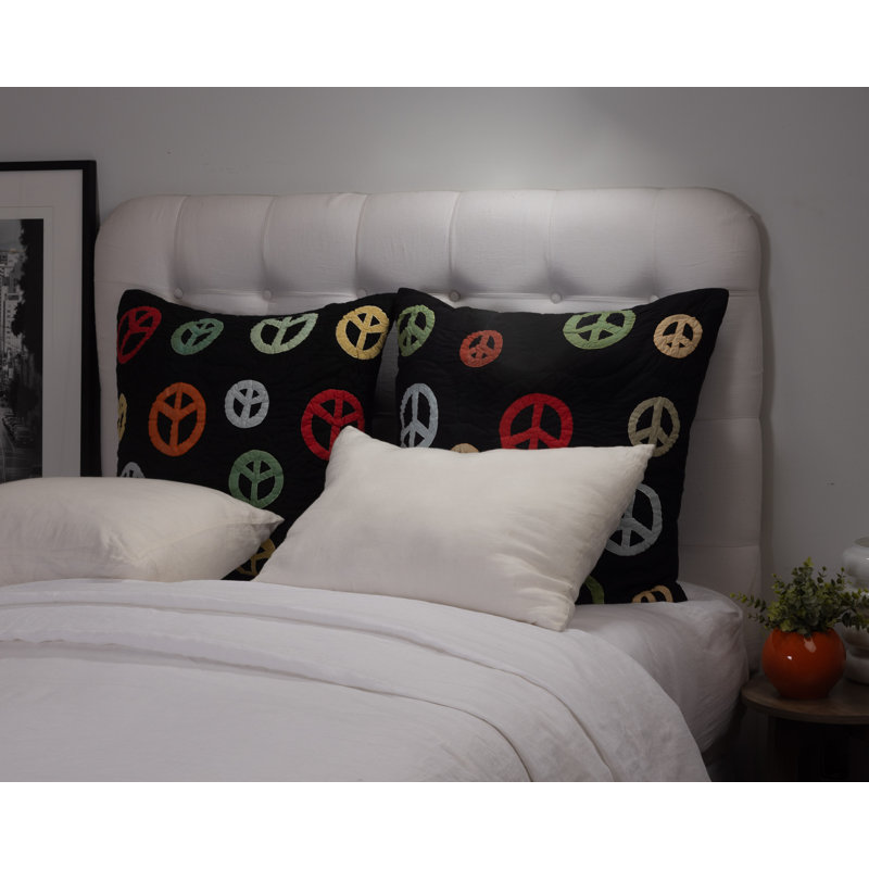Peace Sham, Standard