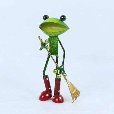 Arora Frog with a Rake