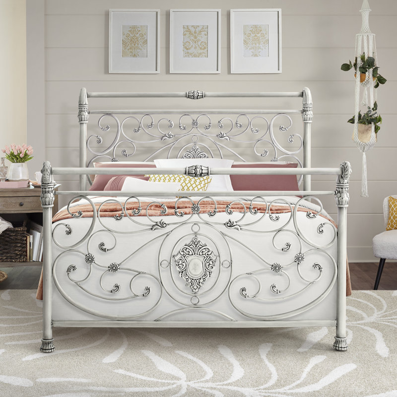 Uli Metal Sleigh Bed, Queen, Brushed White