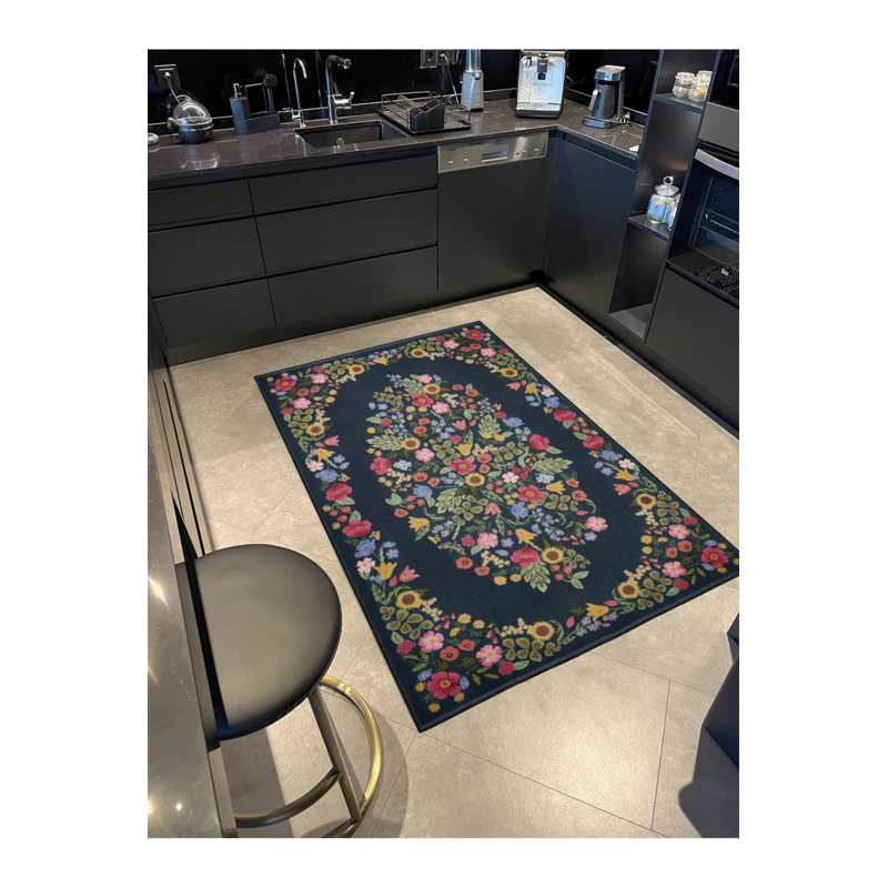 Tapis décoratif moderne aux tons noirs, Rectangle 3 pi 4 po x 6 pi 7 po