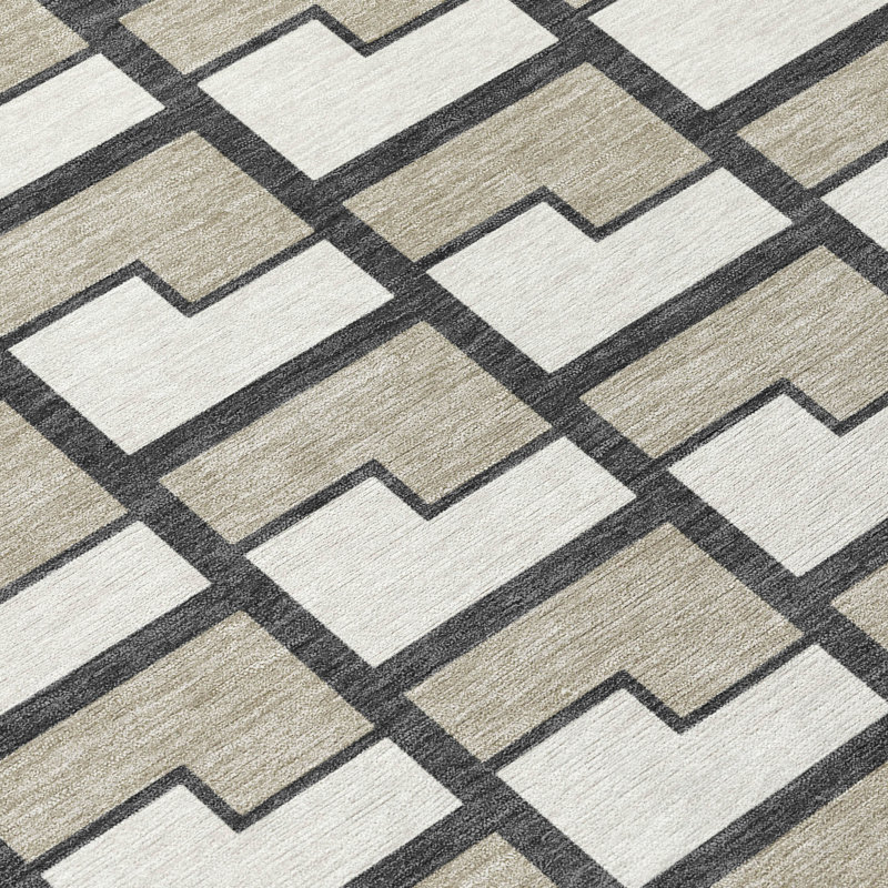 Machine Washable Indoor/Outdoor Lipman ACN2416 Geometric Rug, Round 8'