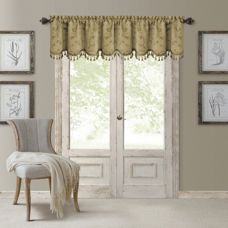 Rakowski Floral Scalloped 52'' W Window Valance, Gold