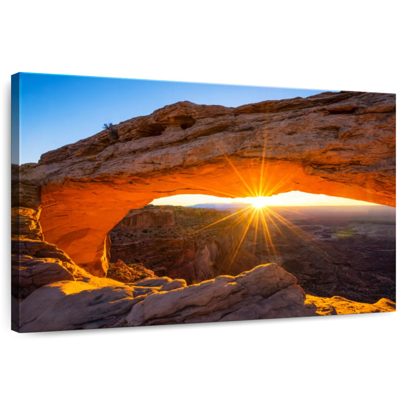 Kavia Mesa Arch Sunrise Canyonlands National Park, H 30 po x l 45 po