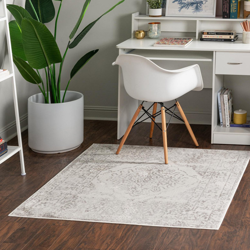 Tapis oriental ivoire / gris Ariella, Carré 7 pi 10 po