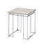 Table de bout carrée avec plateau en chêne naturel et base de style traîneau, design contemporain pour le salon, l 19 po de largeur, 24 po de hauteur avec structure en métal au fini, dimensions 19 x 19 x 24