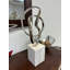 Sculpture abstraite sur marbre Lesheka