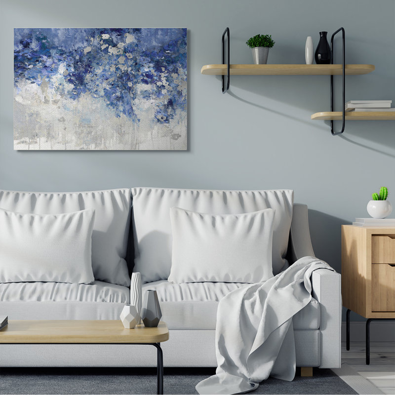 Fleurs bleues en cascade abstraites par Nikki Robbins - Peinture, H 36 po x l 48 po, Toile tendue