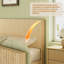 Structure de lit moderne en bois avec lumières DEL, courbes ondulées et rainures convexes pour les chambres élégantes-624773822-624773823