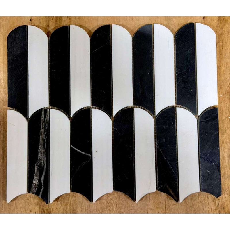 Dolomite et mosaïque de parasol Nero Marquina