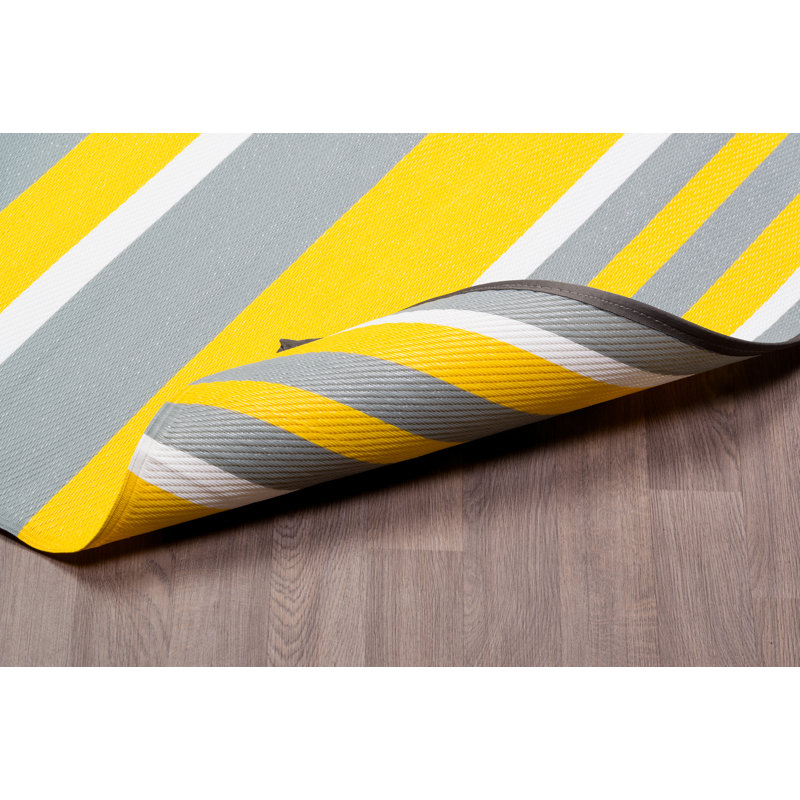 Tapis intérieur / extérieur en plastique réversible à séchage rapide Fiesta Premium, Rectangle 4 pi x 6 pi
