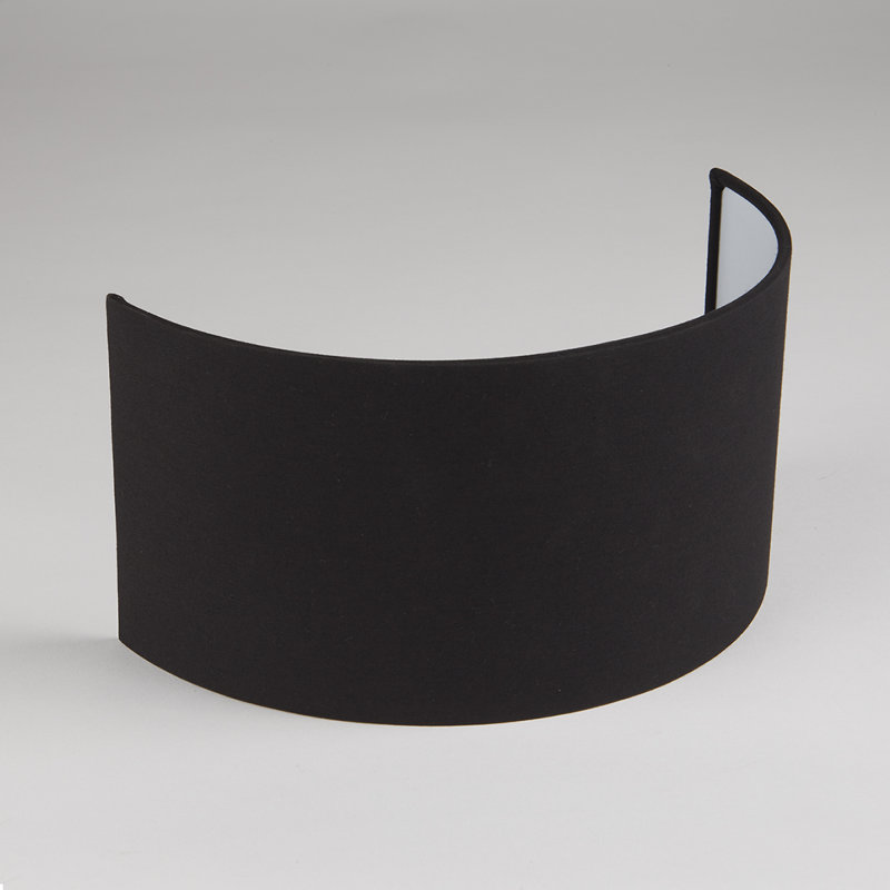 16 cm H in Black