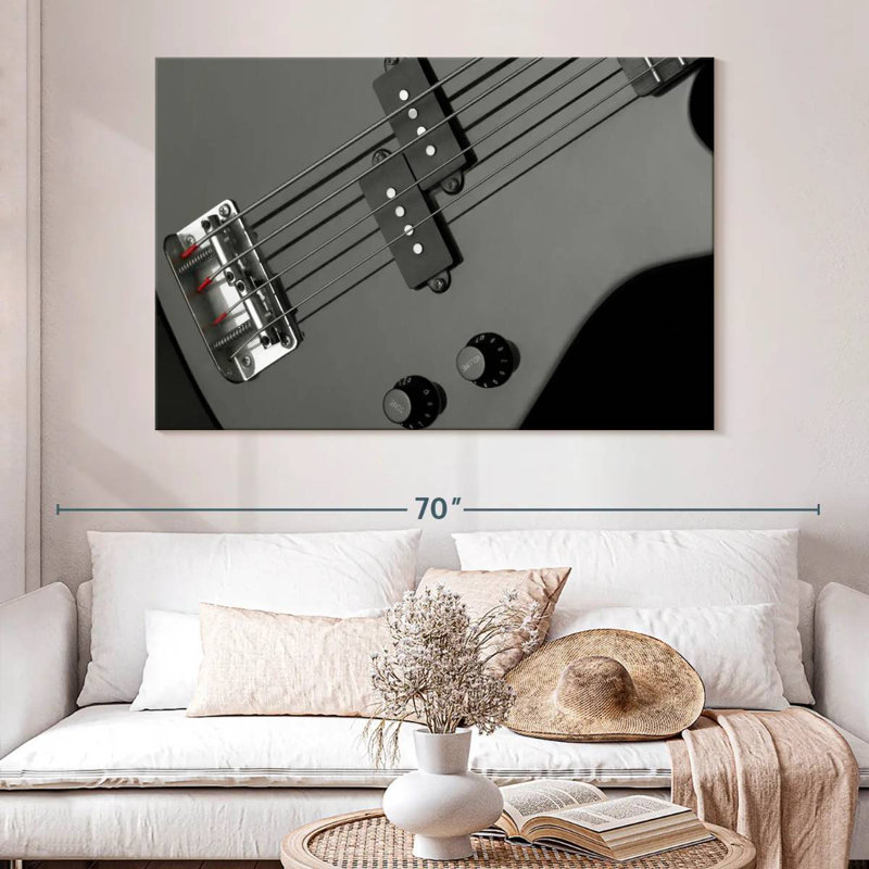 Guitare basse, H 34 po x l 51 po