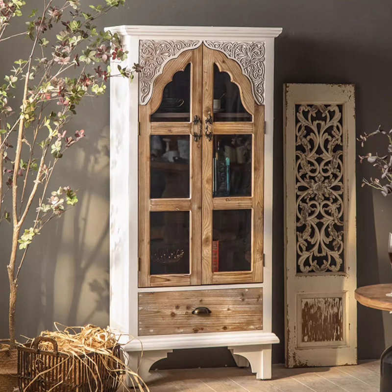 Vitrines en bois manufacturé beige et Burlywood
