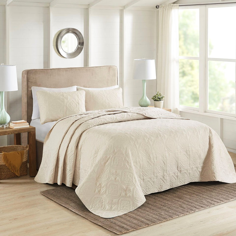 3 Piece Cream Bedspread King/ King - & Classic Medallion Quilt Easy To Wash Machine Washable Bedding, Cream