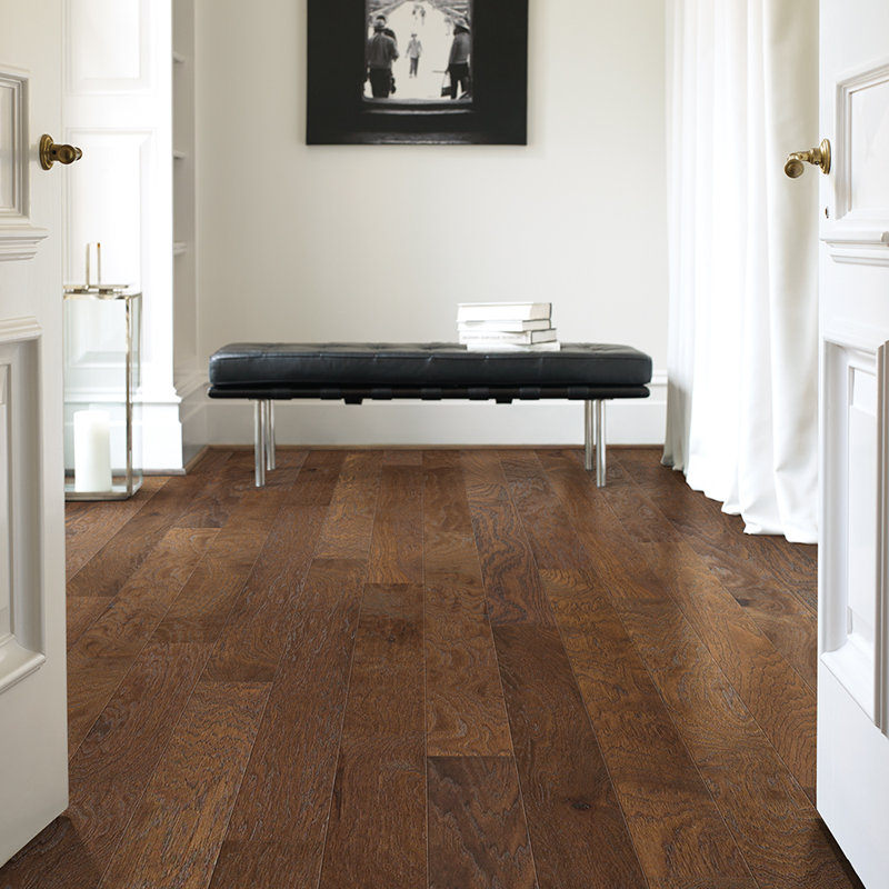 Ginger Oak 78" Prefinished Quarter Round Moulding