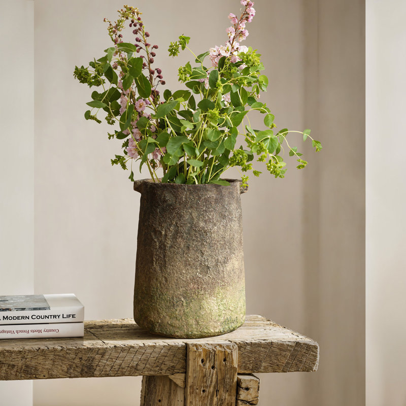 Grand vase cylindrique d'intérieur et d'extérieur en ciment brun 11 po Icaria