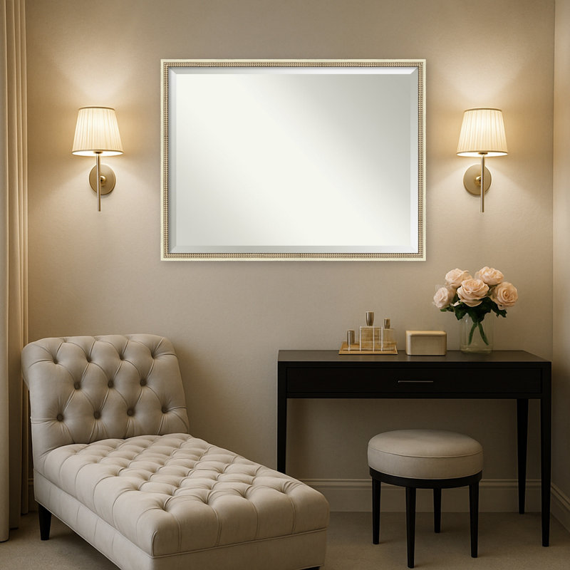 Miroir mural pour salle de bain Petronella, L 42 po x H 32 po, Blanc vieilli Castellan