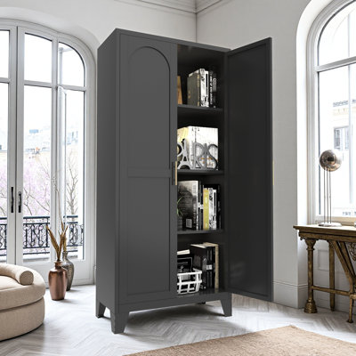 Armoire de rangement en métal 61 po avec 2 portes galbées, tablettes réglables, noir, pour la chambre à coucher, la cuisine, le bureau - polyvalente, portes en acier noires peu encombrantes et salon idéal, grand couloir de rangement,