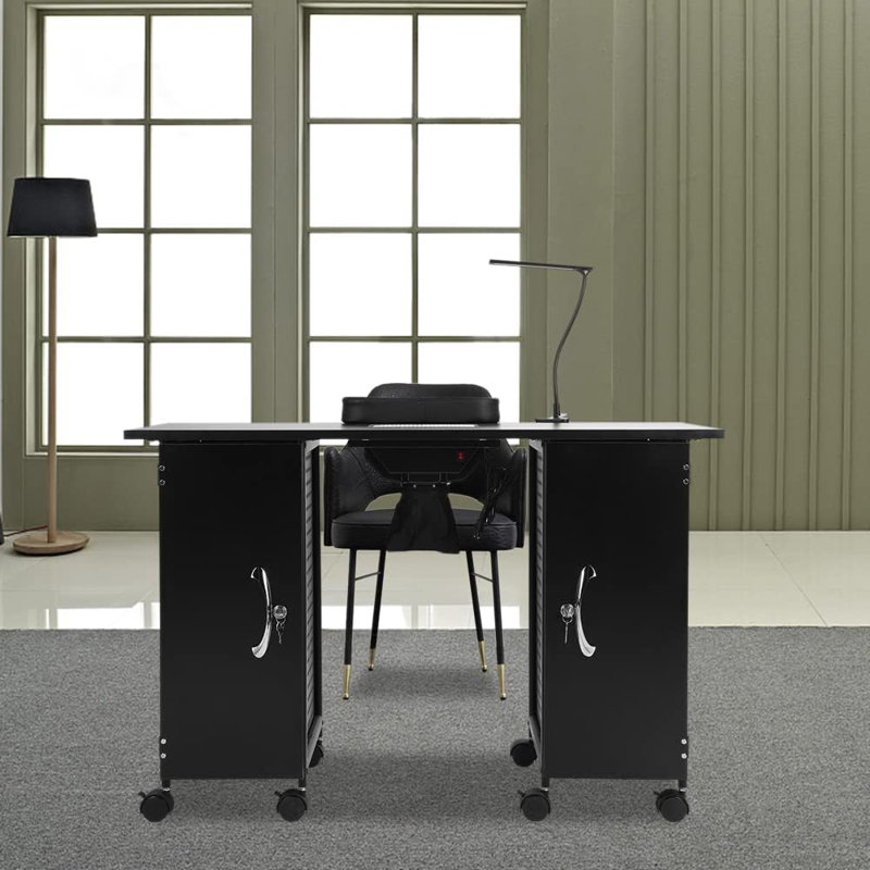 Table manucure