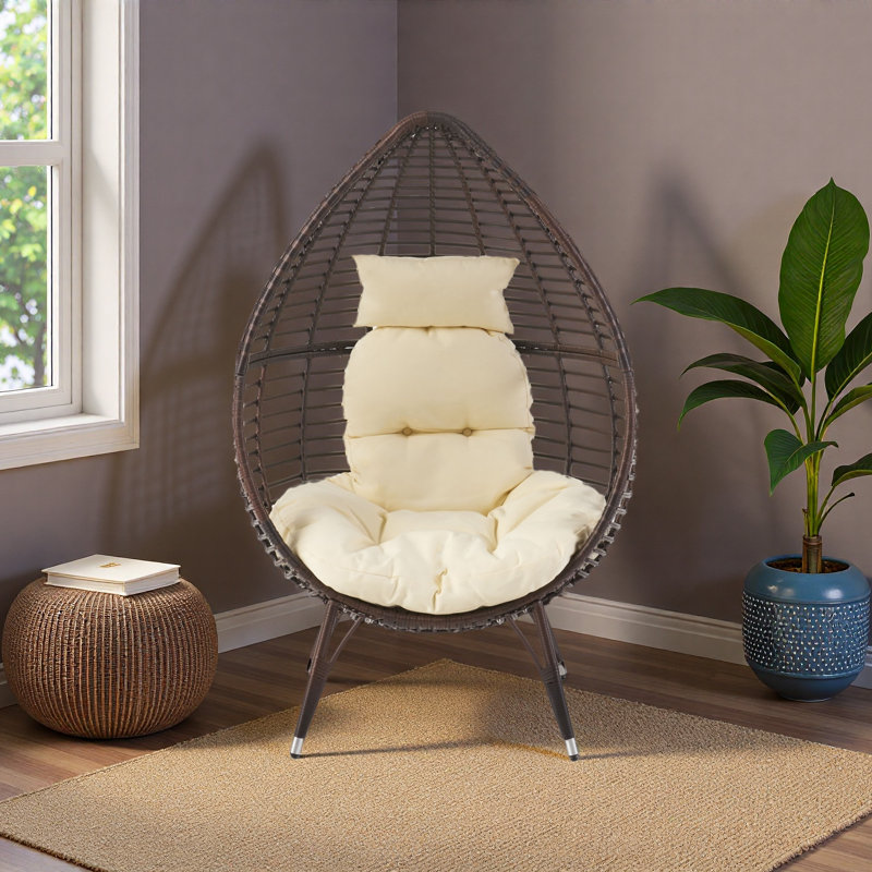 TEARDROP CHAIR