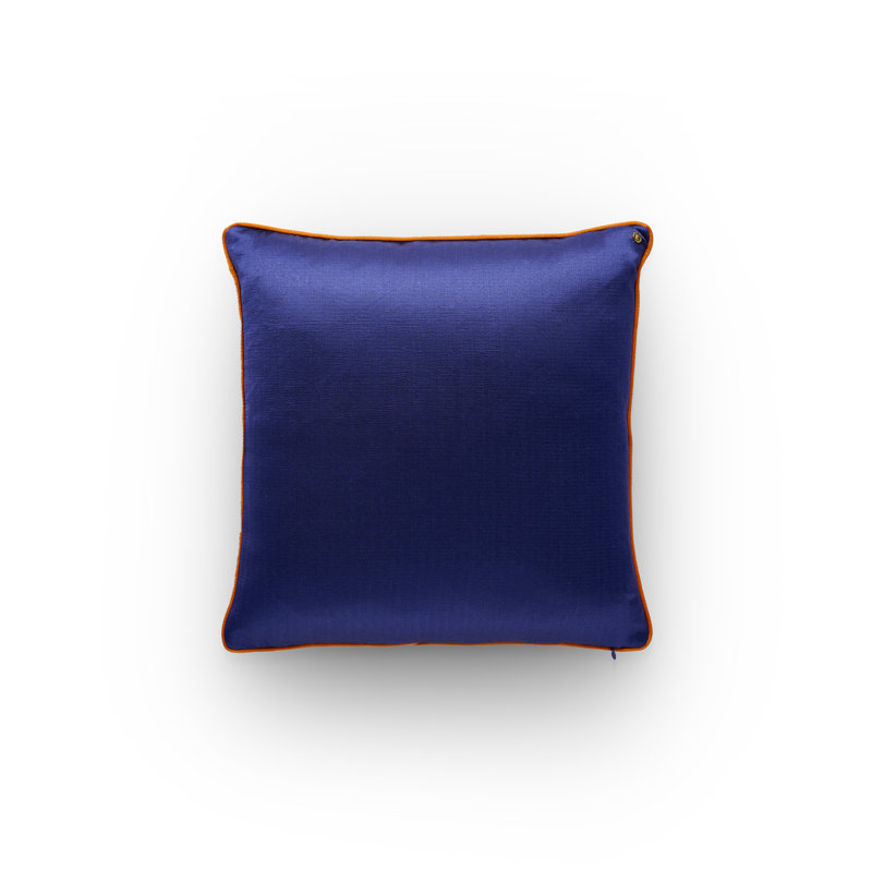 Kutnu Gradient Stripe Pillow with Contrast Piping
